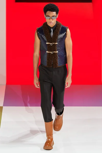 Look 41